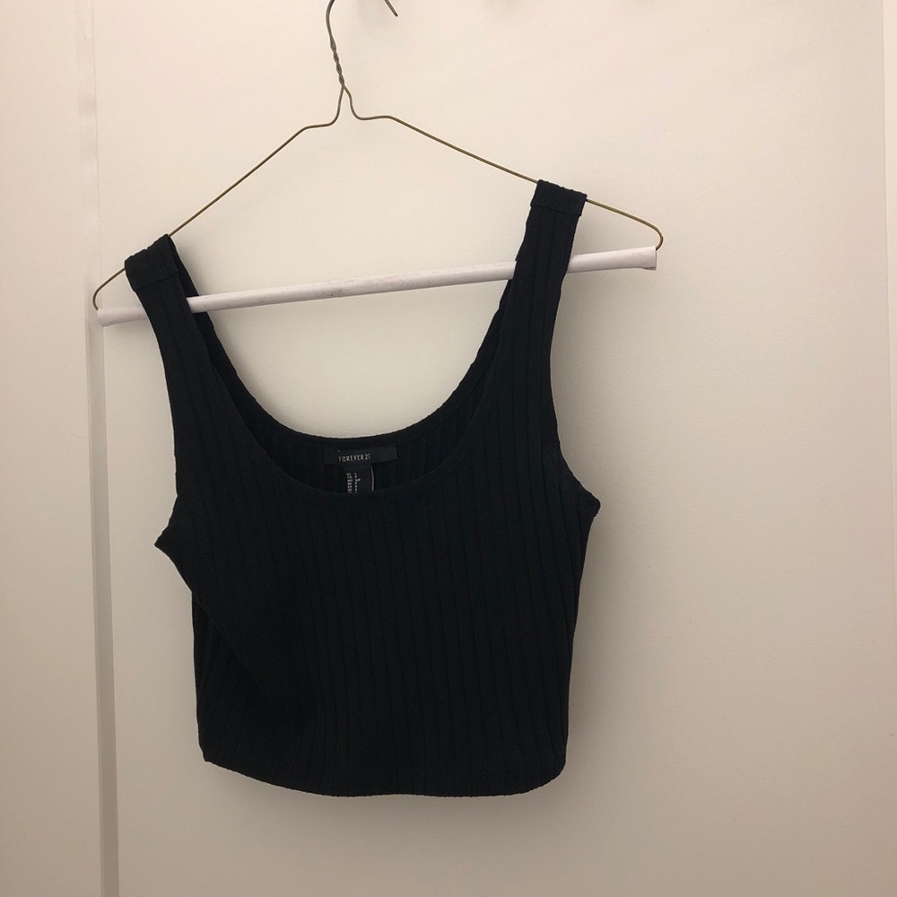 Forever 21 black crop top